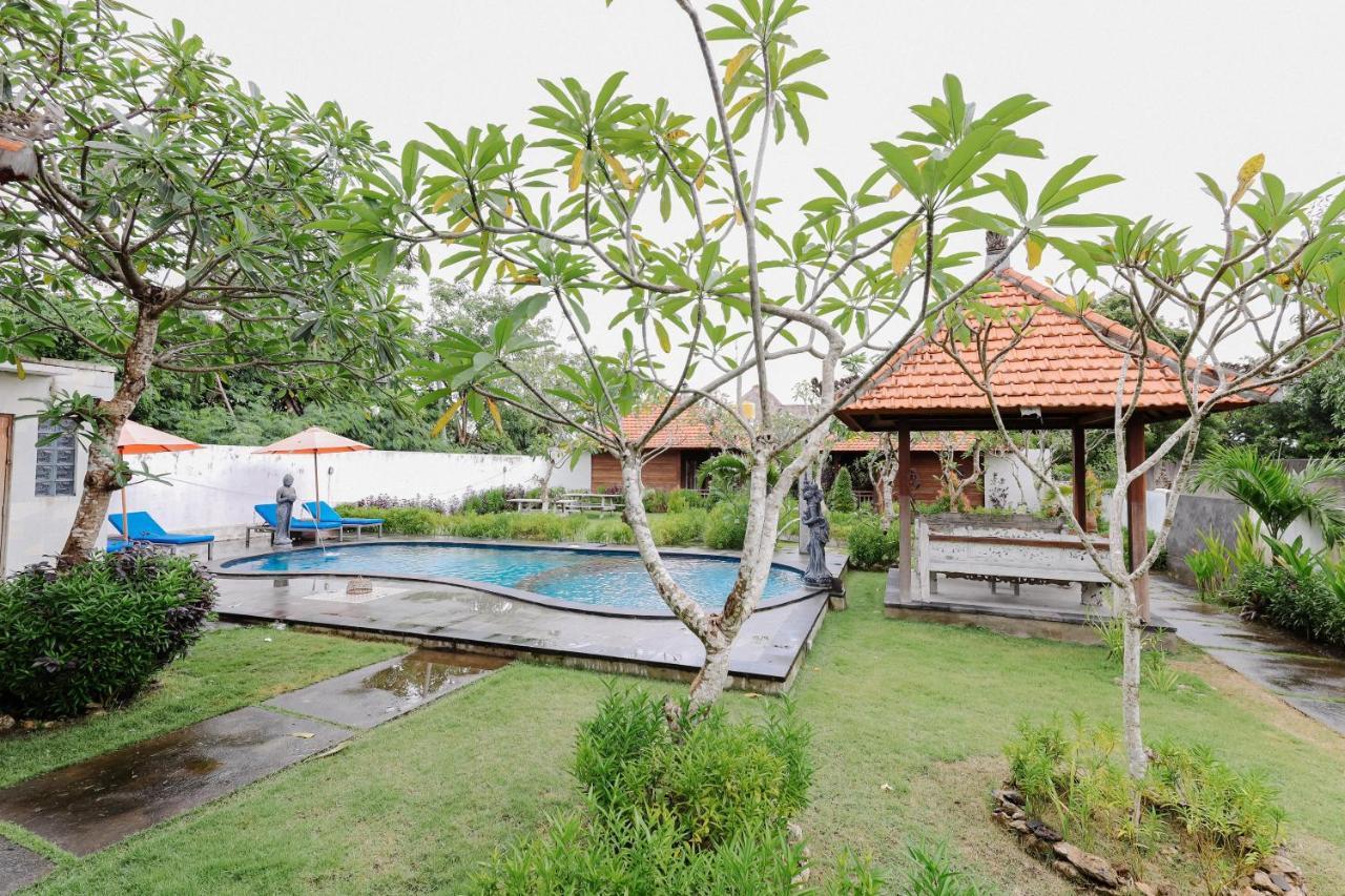 Jhonny Kibung Villas Lembongan Exterior foto