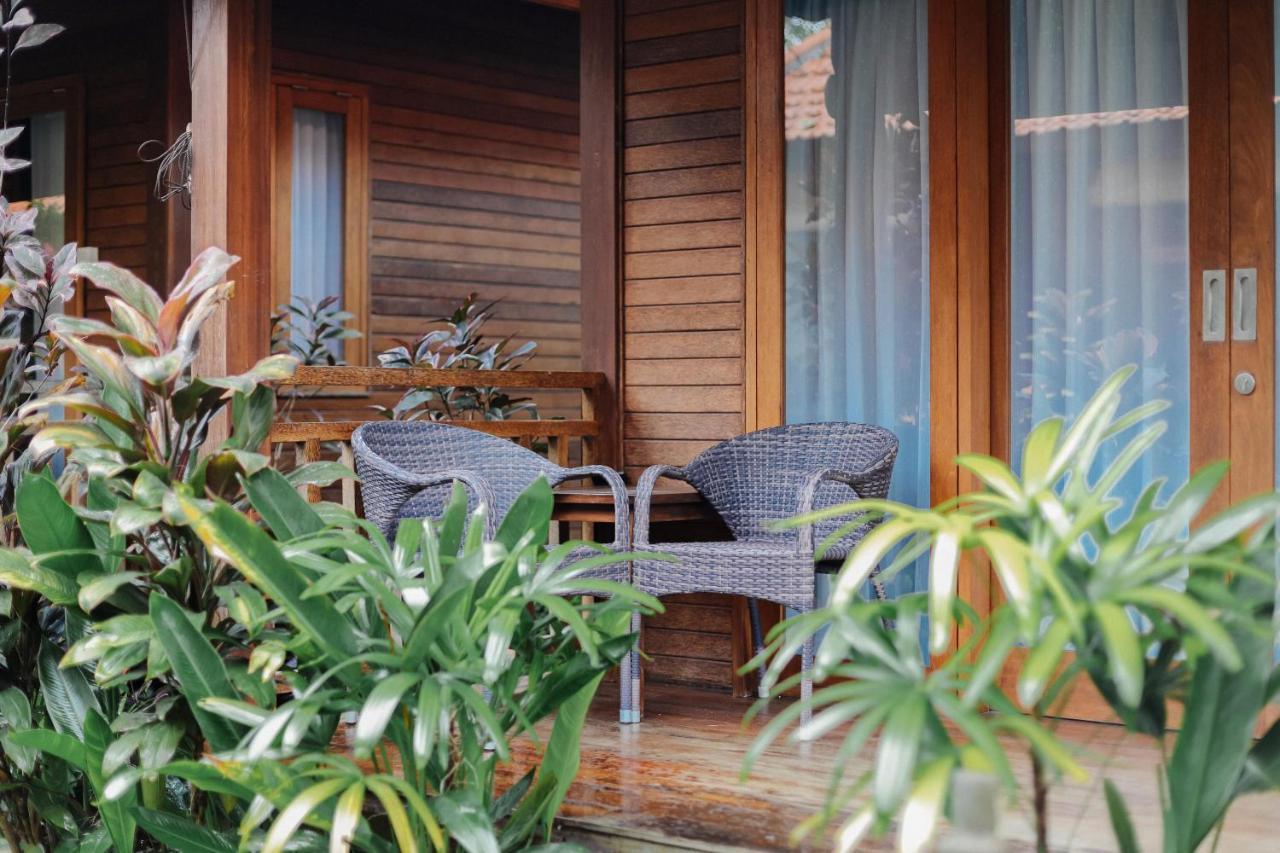 Jhonny Kibung Villas Lembongan Exterior foto