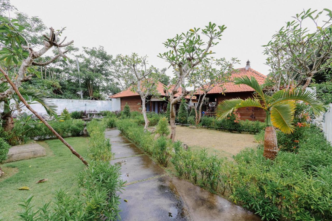 Jhonny Kibung Villas Lembongan Exterior foto